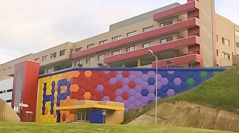 Entrega de materiais de apoio ao Hospital Pediátrico de Coimbra